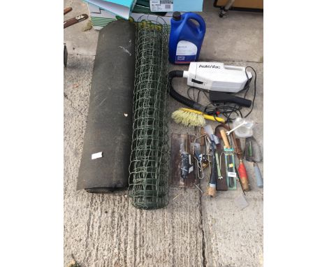 AN ASSORTMENT OF ITEMS TO INCLUDE TOOLS, FELT AND AN AUTOVAC ETC 