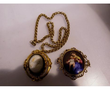 Yellow metal pendant with an enamelled brooch. UK P&amp;P Group 1 (£16+VAT for the first lot and £2+VAT for subsequent lots) 