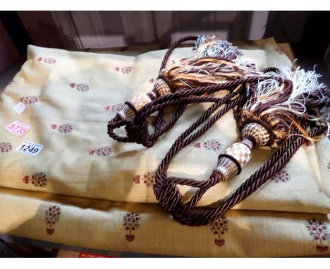 Curtains, cotton with liners, 120 x 160drop. UK P&amp;P Group 2 (£20+VAT for the first lot and £4+VAT for subsequent lots) 