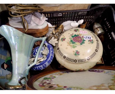 Mixed collectables including two trays.All electrical items in this lot have been PAT tested for safety and have passed. This
