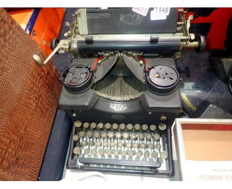 Vintage Royal typewriter. Not available for in-house P&amp;P 