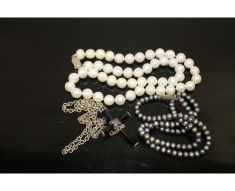 TWO PEARL NECKLACES TOGETHER WITH A CROSS PENDANT ON CHAIN (3) 