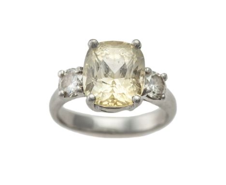 ****Please note that this diamond is EGL certified, H Colour, Si3 Clarity****A diamond and yellow sapphire ring, the cushion 