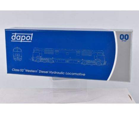 A BOXED DAPOL OO GAUGE CLASS 52 'WESTERN' DIESEL HYDRAULIC LOCOMOTIVE, 'Western Stalward' D1006 in Maroon SYP, item no. CHEL 