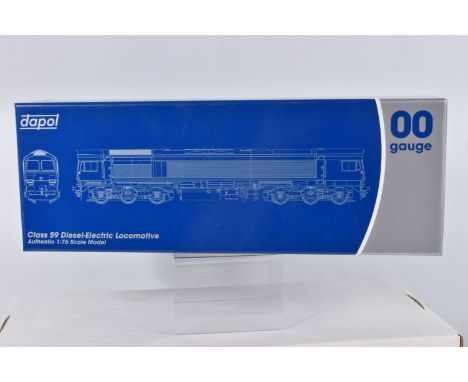 A BOXED DAPOL OO GAUGE CLASS 59 DIESEL-ELECTRIC LOCOMOTIVE, 59005 Foster Yeoman silver Kenneth J Painter, item no. 4D-005-000