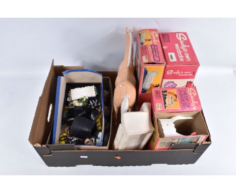 A QUANTITY OF BOXED AND UNBOXED PEDIGREE SINDY DOLLS, CLOTHING FURNITURE AND ACCESSORIES, to include two unboxed dolls, both 