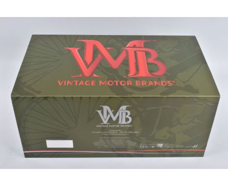 A VMB VINTAGE MOTOR BRANDS 1926 HARLEY DAVIDSON  8 VALVE BOARD TRACK RACER CLASSIC BIKE SERIES 1:6 SCALE MODEL, numbered 002 