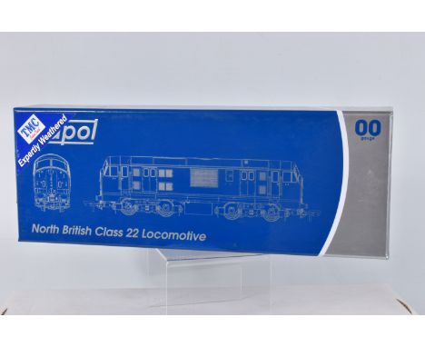 A BOXED DAPOL OO GAUGE NORTH BRITISH CLASS 22 LOCOMOTIVE, D6327 Green with amended peaked yellow panel headcode discs, weathe