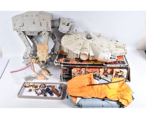 A COLLECTION OF UNBOXED VINTAGE STAR WARS COLLECTIBLES, to include a 1979 CPG Millennium Falcon with gun attached to the top,