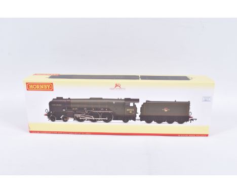 A BOXED HORNBY MODEL RAILWAYS OO GAUGE LATE BR Thompson Class A2-3, 8P7F, 4-6-2 'Sun Castle' No. 60523, model no. R3835, appe