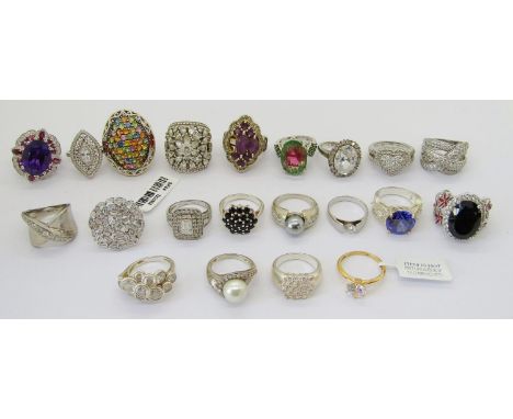 Collection of silver gem set dress rings to include amethyst and pearl examples (28) 