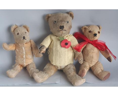 Three vintage teddy bears, all with jointed body, stitched nose and original paw pads. Heights 42, 32, 30cm. Playworn (3)