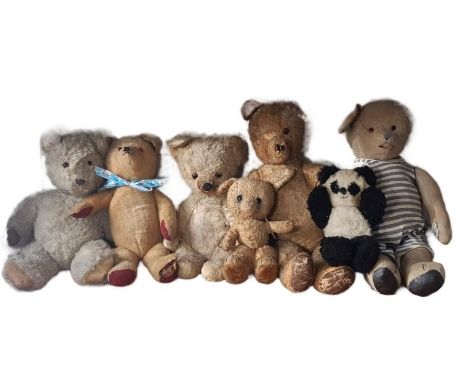 Seven vintage teddy bears for restoration, the tallest being 70cm. All playworn (7)