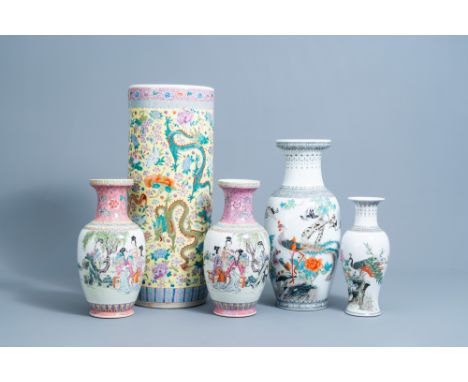Full title: Four various Chinese famille rose vases and a 'dragons' umbrella stand, 20th C.Description: H 60,5 - 31,3 cm (the