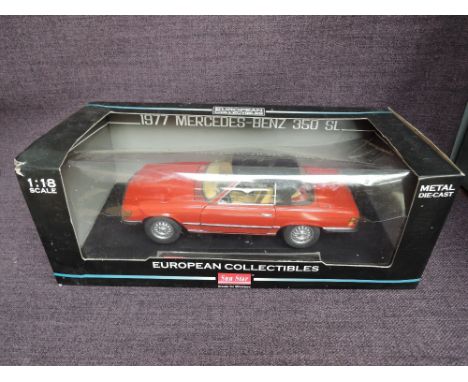 A Sun Star 1:18 scale diecast, 1977 Mercedes Benz 350 SL, boxed