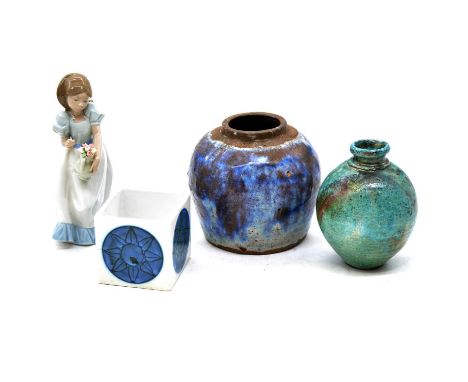 Box of assorted ceramics, including a Troika cuboid vase, glazed in white with stylised blue flowerheads to each aspect, 8cm 