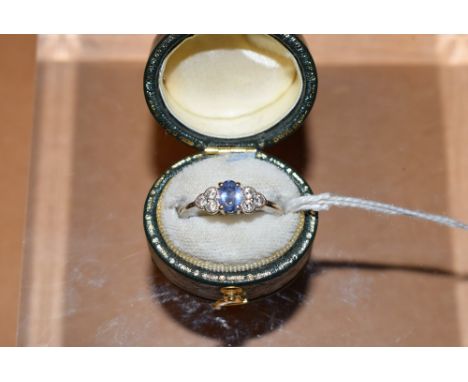 A diamond and sapphire ring, 18ct white gold shank, boxed