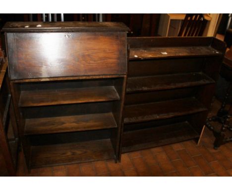 Small oak four shelf bookcase