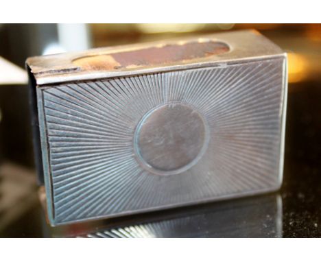 Silver matchbox holder with engine turned pattern to one side, London 1912