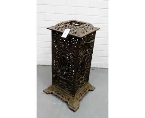 Albion Lamp Company iron heater, 65cm high