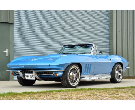 Delightful second-generation Corvette in Nassau Blue with a 427ci 'big-block' and a manual gearbox. Introduced in 1963, Chevr