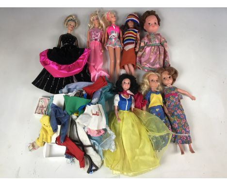 Vintage Barbie / Sindy dolls, together with clothes etc