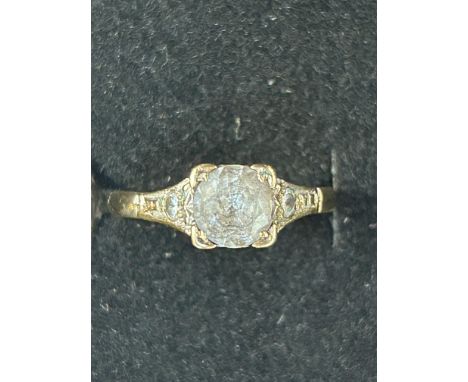 9ct Gold ring set with white stones Size M 