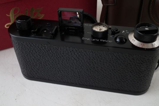 leica camera serial number location leica camera serial number location
