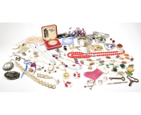 A collection of vintage and modern costume jewellery to include Gemma Crow necklaces, bracelets, earrings , rings, brooches, 