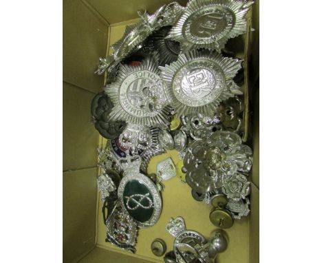 Police helmet plate badges, buttons, collars, cap badges, etc (qty)
