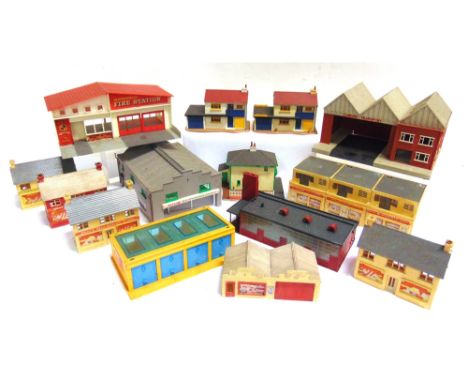 [OO GAUGE &amp; OTHER]. FOURTEEN ASSORTED LINESIDE MODEL BUILDINGS  including a Matchbox Fire Station and a Tri-ang Minic Mot