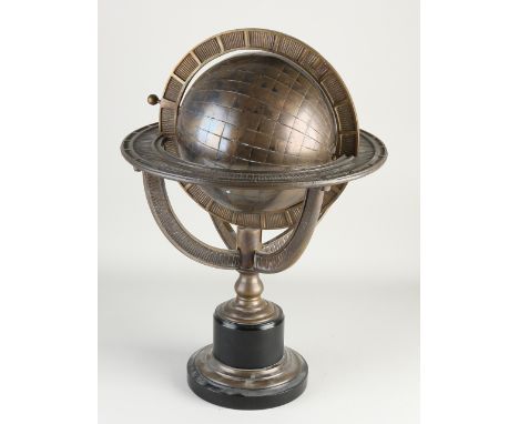 Large brass globe after an antique example. Second half of the 20th century. Dimensions: H 46 x Ø 33 cm. In good condition.