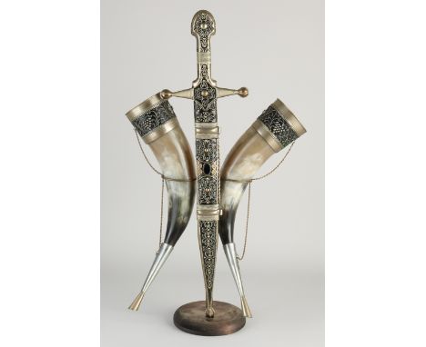 Antique four-piece historicism set. Consisting of two horn drinking cups, standard as dagger. Finished with filigree thread. 