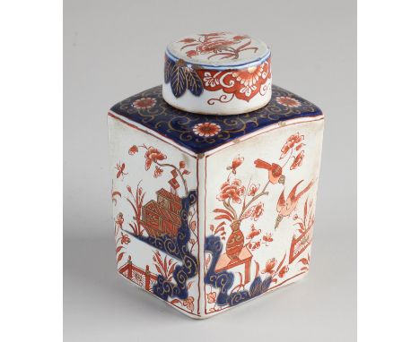 18th - 19th century Delft polychrome fayence tea caddy with chinoiserie decor. With bottom mark APK Chip lid. Dimensions: H 1