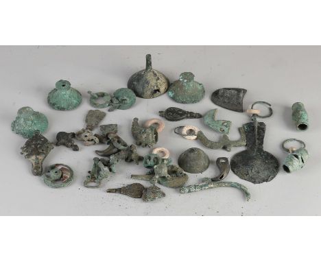 Lot of 41 bronze Persian artefacts from Luristan. Circa 500 - 1000 BC. Various objects, including pendants et cetera. Dimensi