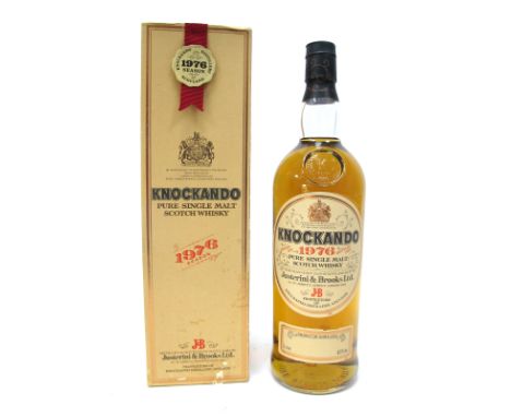 Whisky - Knockando Pure Single Malt Scotch Whisky 1976 Season, 1 litre, 43% Vol., boxed.