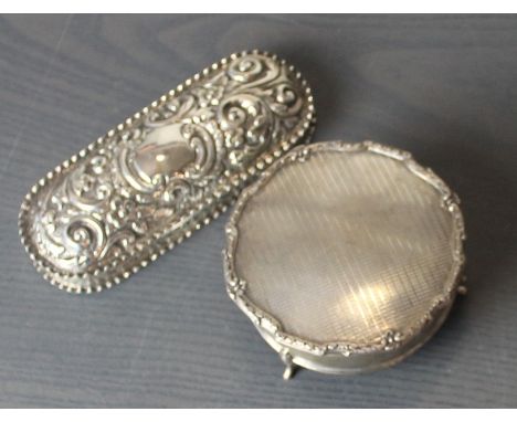 A Victorian silver vanity box, by Colen Hewer Cheshire, assayed Chester 1895, of rectangular form with rounded ends, embossed