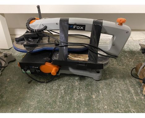 Fox scroll saw (clearance of tools from a local retired woodworker, all PAT tested) 