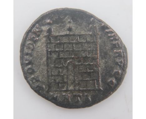 Roman Constantine dynasty - fortification / campgate issue - aVF. UK P&amp;P Group 0 (£6+VAT for the first lot and £1+VAT for