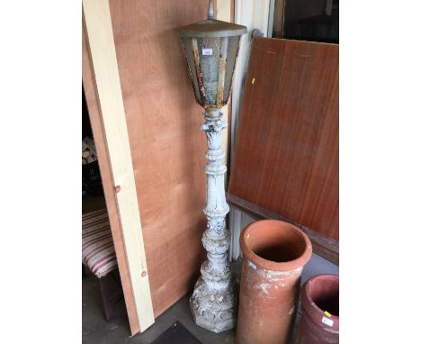 Concrete garden light in the form of a Victorian street light.