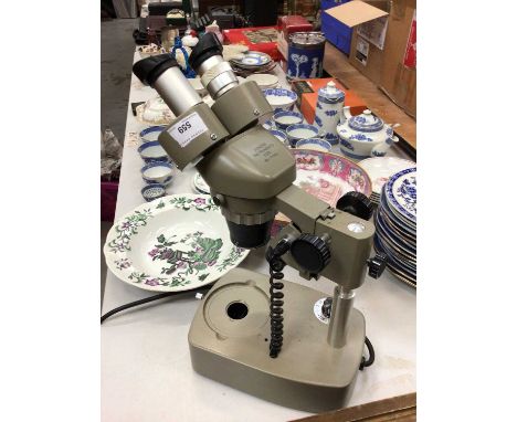 Vickers microscope