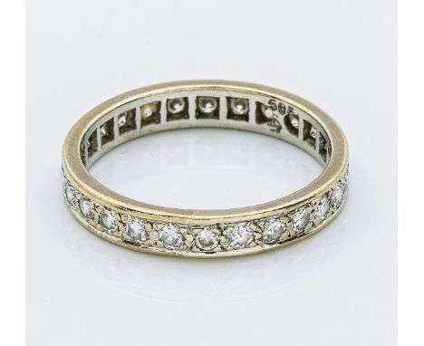 Weißgold, gest. 585. Umlaufend besetzt mit Brillanten von zus. ca. 1,40 ct.; Gew. ca. 3,94 g. Memory ring set with diamonds a