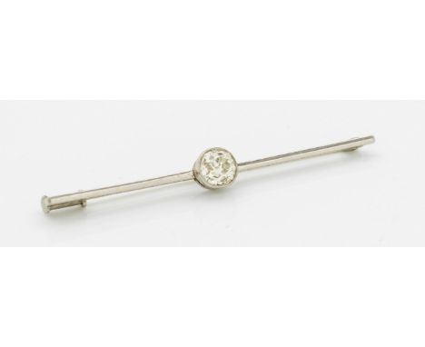 Weißgold, 18 ct.; Zentral besetzt mit einem Altschliffdiamanten von ca. 1,00 ct.; Gew. ca. 4,97 g.Brooch set with a diamond s