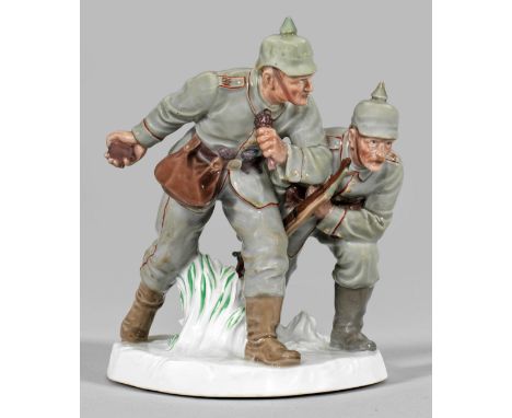 Auf einem stilisierten Landschaftssockel angreifende deutsche Infanteristen (wohl der 241. Infanterie-Division) der Sächsisch