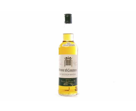 HOUSE OF COMMONS 12 YEARS OLD
Blended Scotch Whisky.
Signed by Gordon Brown and Robin Cook. 70cl, 40% volume.  CONDITION REPO