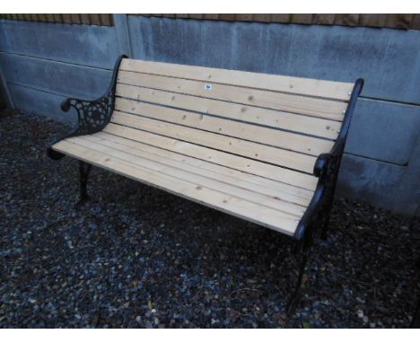 Garden Bench Cast Iron with Wooden Seat