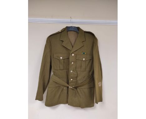 British Army uniform jacket with H Edgard and Son Ltd label dated 1961 "Size 16", having Parachute Regiment staybrite buttons