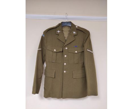 British Army uniform jacket with H Edgard and Son Ltd label dated 1966 "Size 21", having Gaunt of London staybrite buttons, P