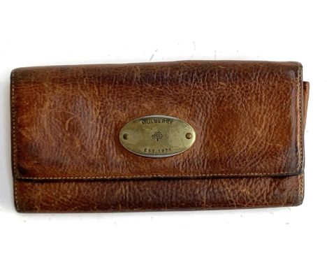 A vintage brown leather Mulberry purse 