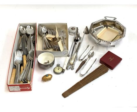 A lot of plated items to include flatware, silver handled button hook etc 